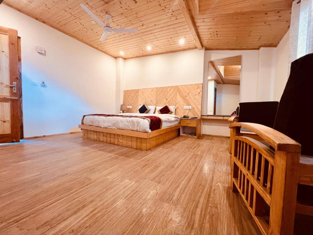 Hotel Lemoon Tree Manāli Exteriér fotografie